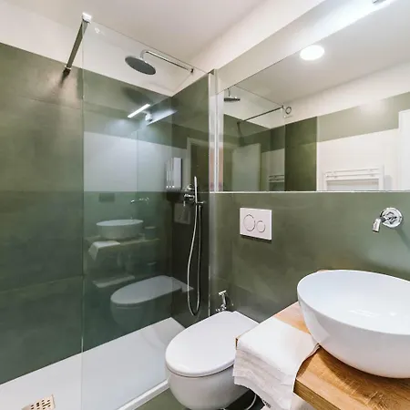 New With Balcony Genua