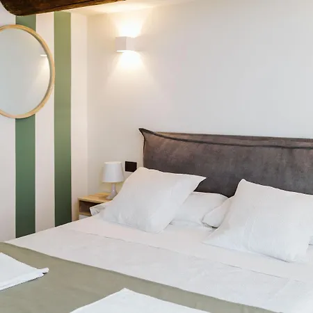 New With Balcony Apartment